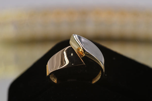 Luxora Maze Ring