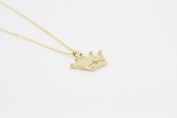 Majestic Crown Pendant Necklace