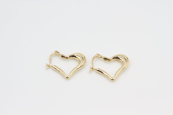 Chic Heart Wave Earrings